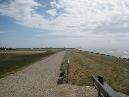 Fietspad langs de kust in Lolland Fietspad langs de kust in Lolland