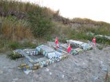 Creatief met melkpakken op het strand bij Nyborg