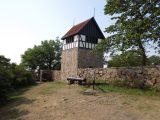 Klokkestoel bij de kerk op Christiansø