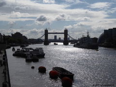 20170819 095036 tower bridge